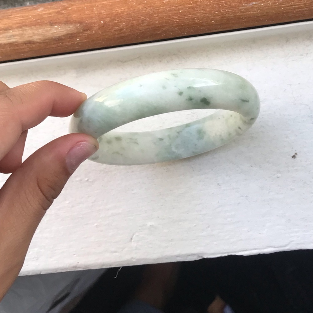 Jade bangle bracelet